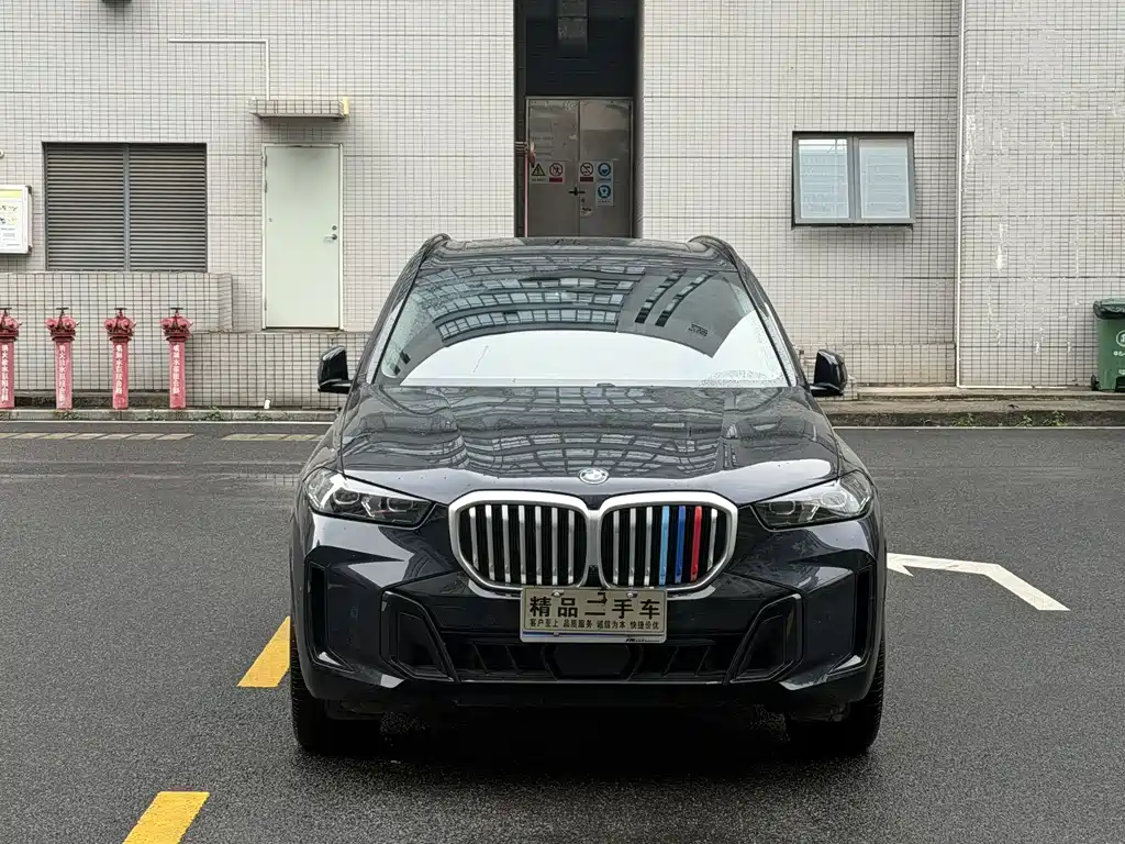BMW BMW X5 2025 xDrive30Li Exclusive M Sport Night Edition 2025 - thumbnail 2