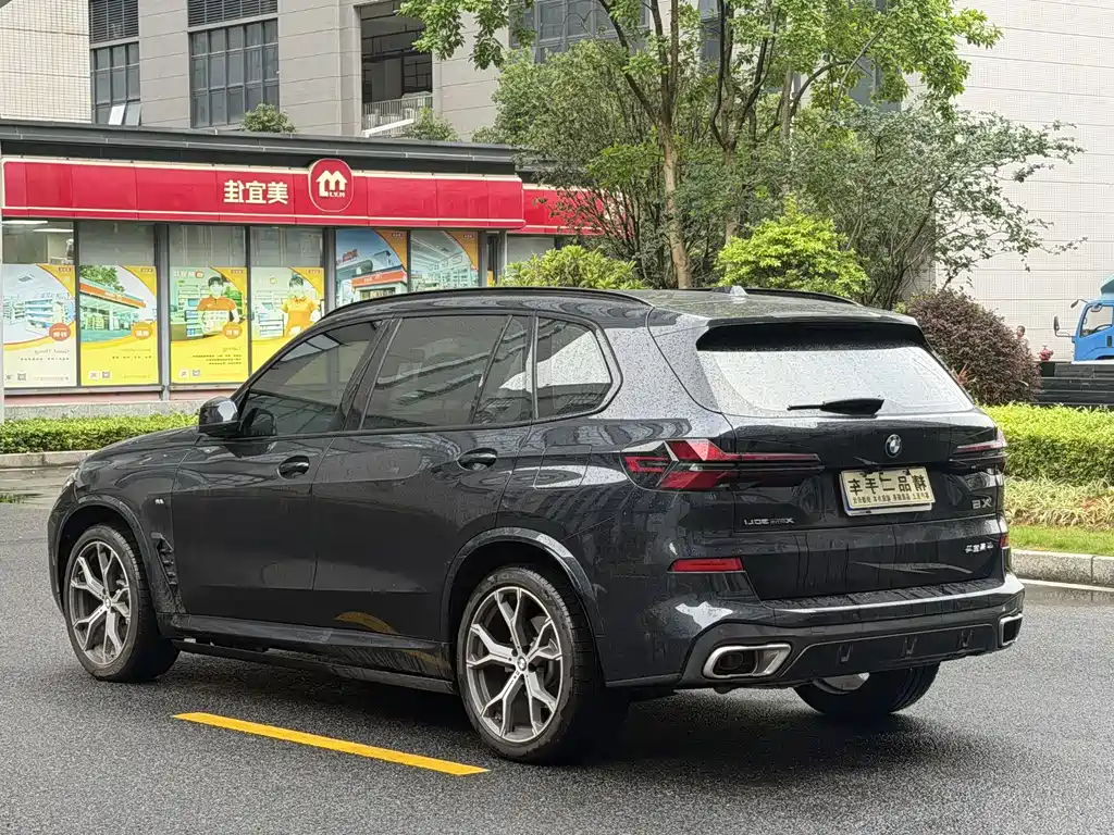 BMW BMW X5 2025 xDrive30Li Exclusive M Sport Night Edition 2025 - thumbnail 7