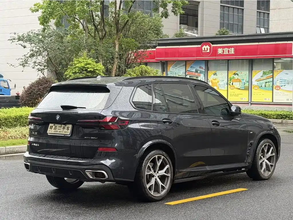 BMW BMW X5 2025 xDrive30Li Exclusive M Sport Night Edition 2025 - thumbnail 9