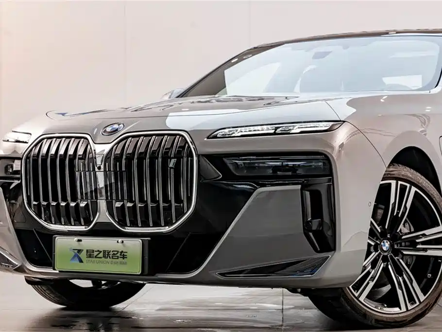 BMW BMW i7 2023 eDrive50L Exclusive M Sport Package 2026 - thumbnail 2