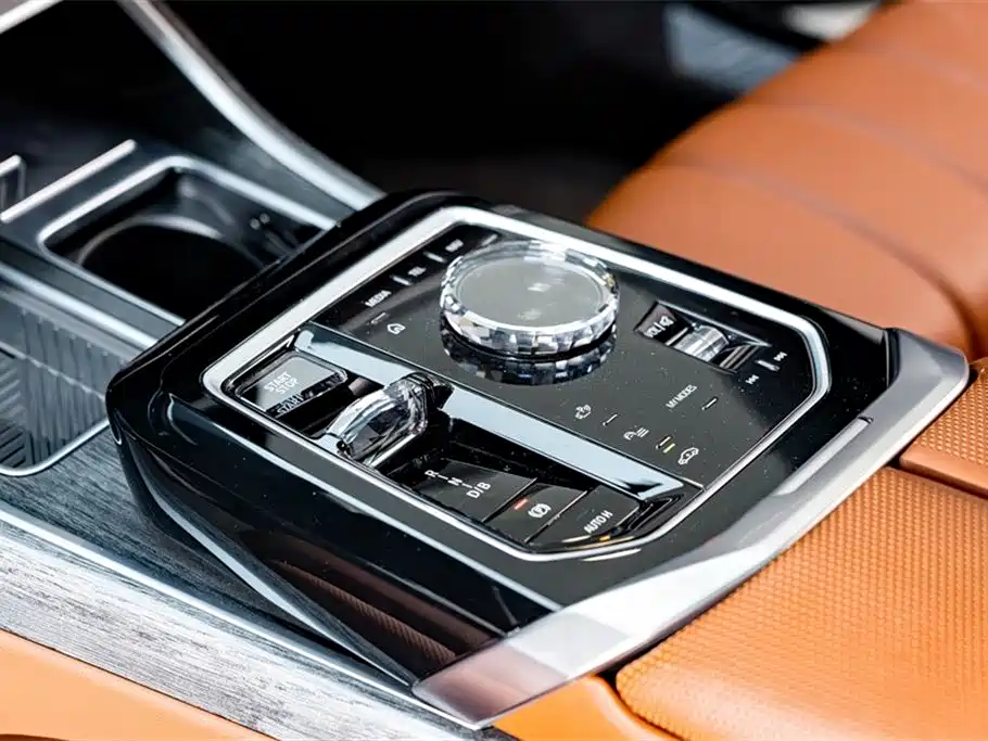 BMW BMW i7 2023 eDrive50L Exclusive M Sport Package 2026 - thumbnail 14