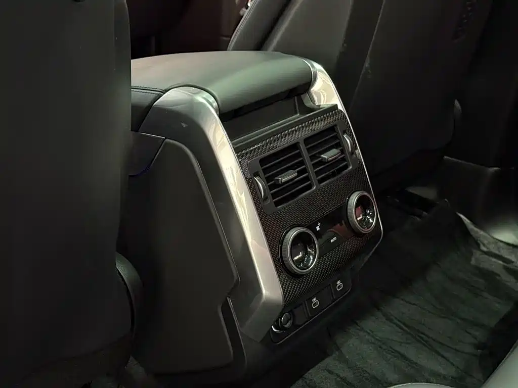 Land Rover Land Rover Range Rover Sport 2022 5.0 SC V8 SVR HST Dynamic Edition 2023 - thumbnail 25