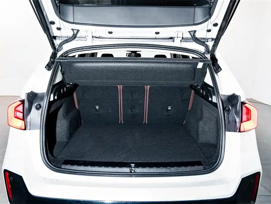 BMW BMW X1 2024 sDrive25Li M Sport Package 2024 - thumbnail 24