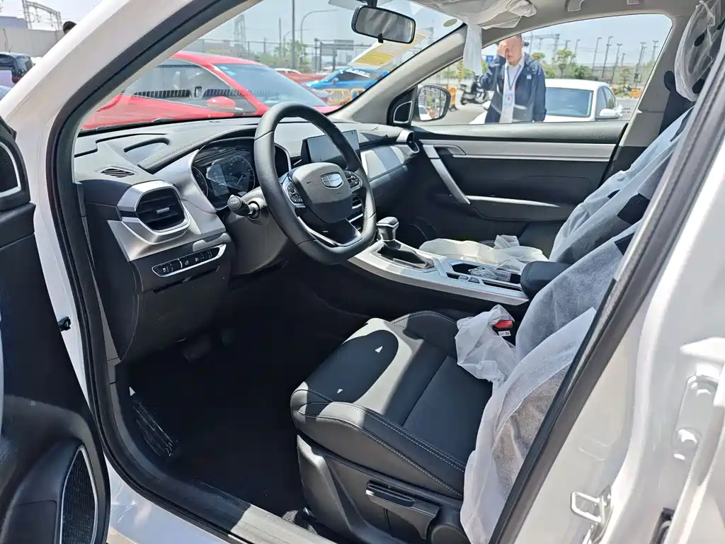 Geely Auto Binyue 2025 1.5L CVT Chaoneng 2026 - thumbnail 7