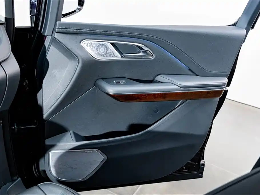 Hongqi Hongqi HQ9 2024 2.0T Luxury Edition 2025 - thumbnail 16