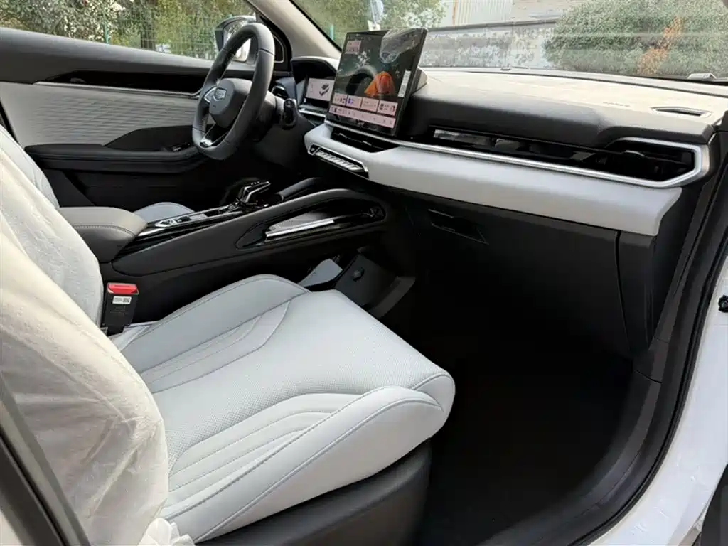 Geely Auto Binyue L 1.5TD DCT Xingyao 2026 - thumbnail 19