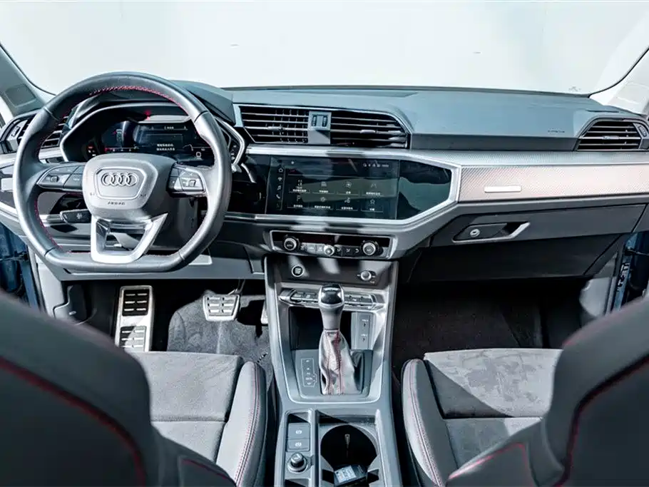 Audi Audi Q3 2023 40 TFSI RS Kit Speed Edition 2023 - thumbnail 13