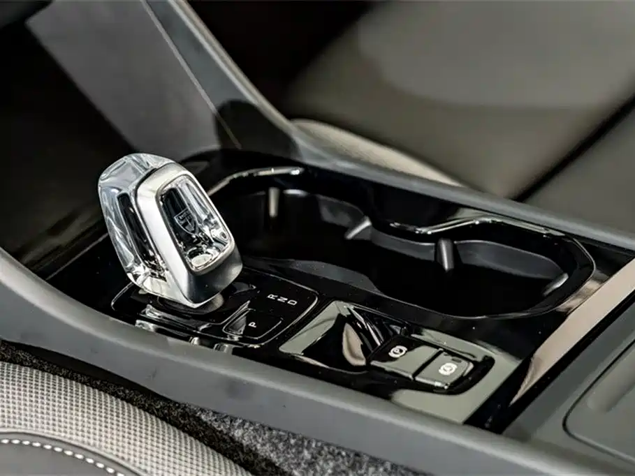 Volvo Volvo XC40 2025 B3 Momentum Luxury Edition 2025 - thumbnail 11