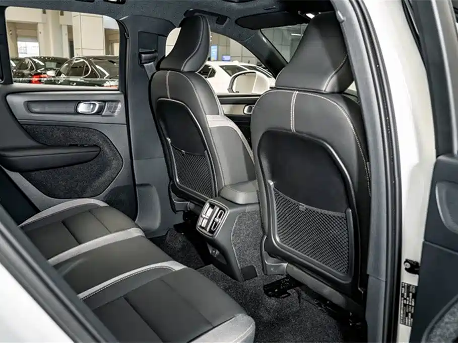 Volvo Volvo XC40 2025 B3 Momentum Luxury Edition 2025 - thumbnail 21