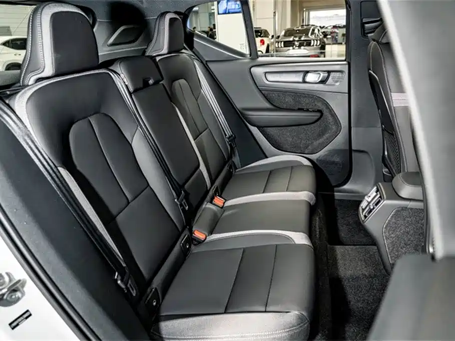 Volvo Volvo XC40 2025 B3 Momentum Luxury Edition 2025 - thumbnail 22