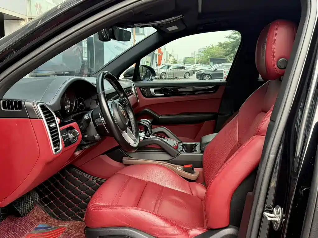 Porsche 2021 Porsche Cayenne E-Hybrid Coupé 2.0T 2022 - thumbnail 9