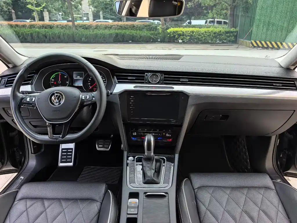 Volkswagen Magotan GTE 2022 GTE Prestige 2022 - thumbnail 7