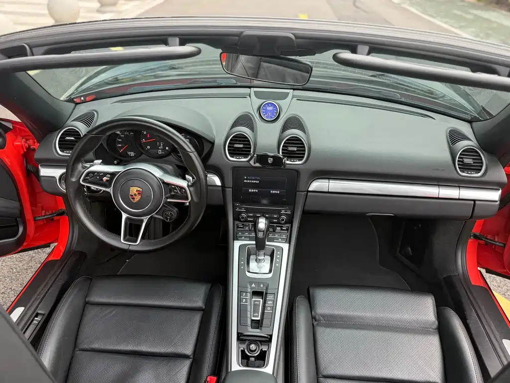 Porsche Porsche 718 Boxster 2.0T 2019 - thumbnail 4