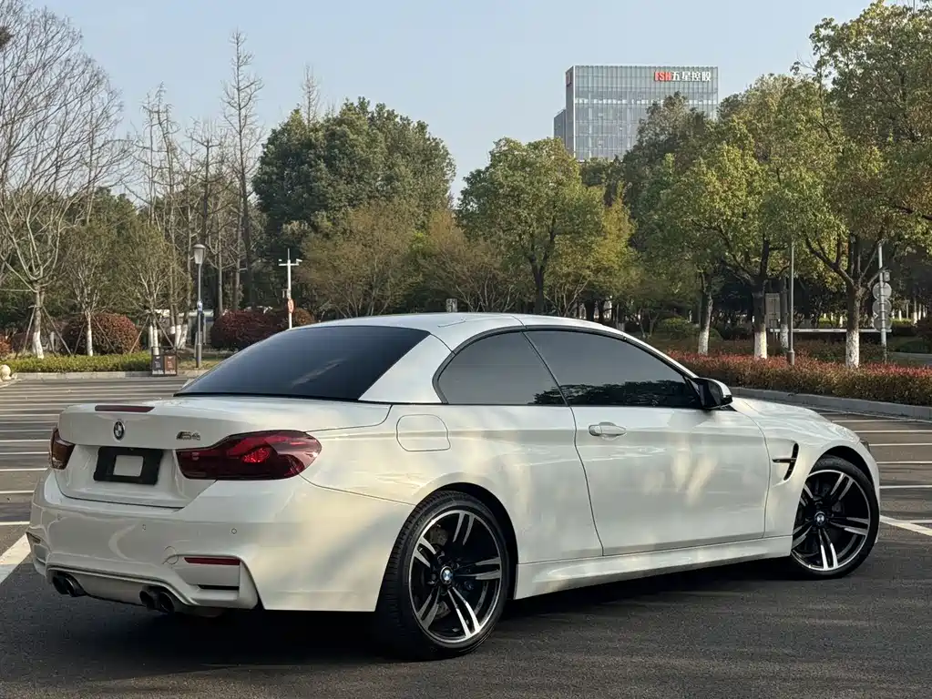 BMW BMW M4 Convertible 2015 - thumbnail 3