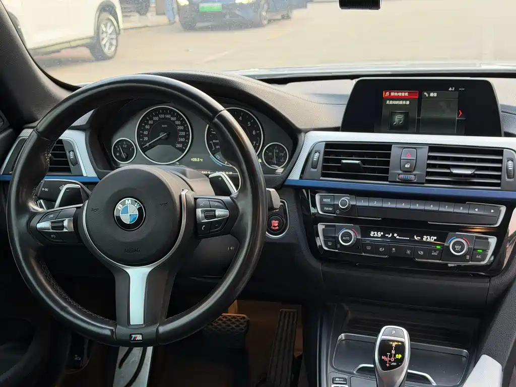 BMW BMW 4 Series 425i Convertible M Sport 2018 - thumbnail 4