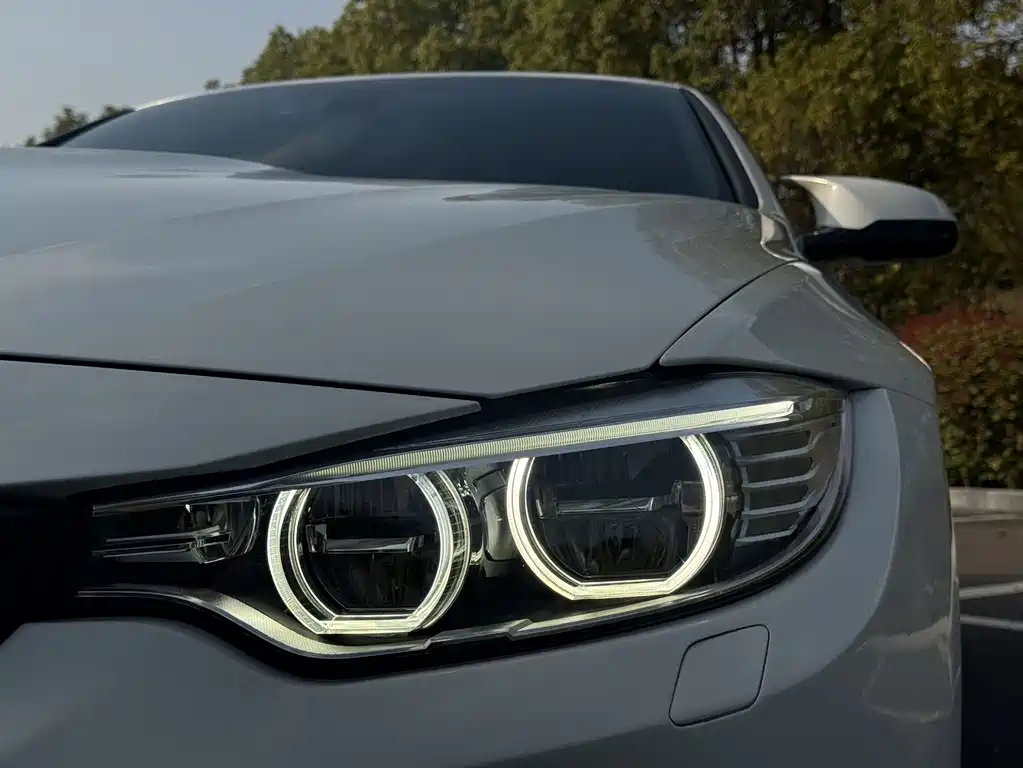 BMW BMW M4 Convertible 2015 - thumbnail 7