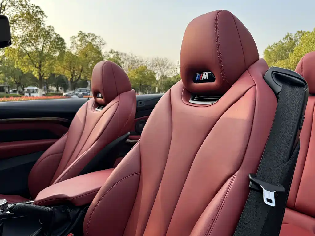 BMW BMW M4 Convertible 2015 - thumbnail 13