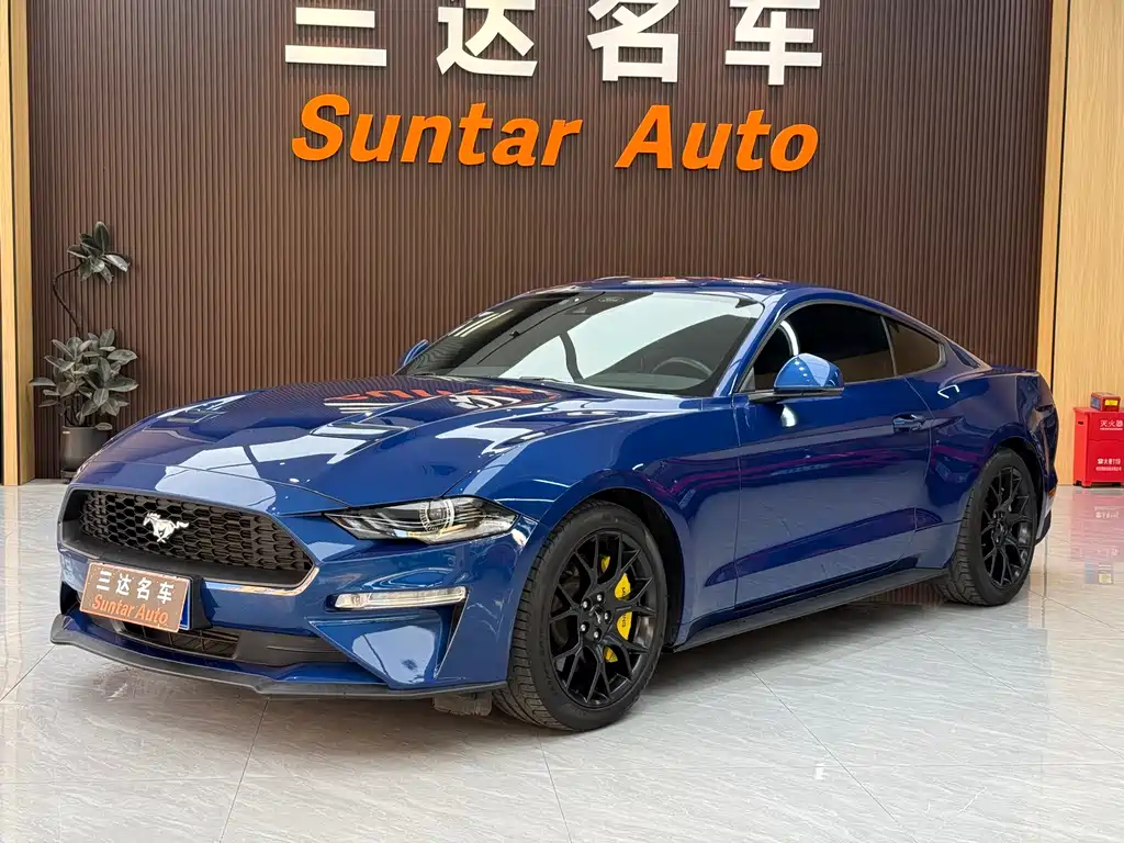 Ford Mustang 2.3T EcoBoost 2022 - thumbnail 2