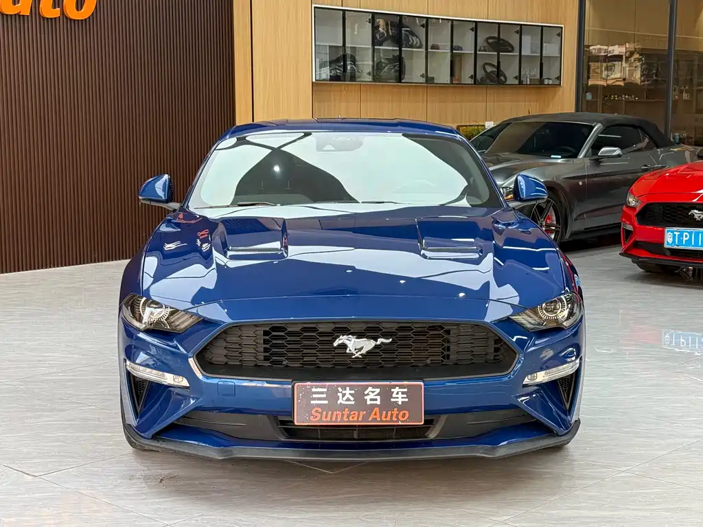 Ford Mustang 2.3T EcoBoost 2022 - thumbnail 3