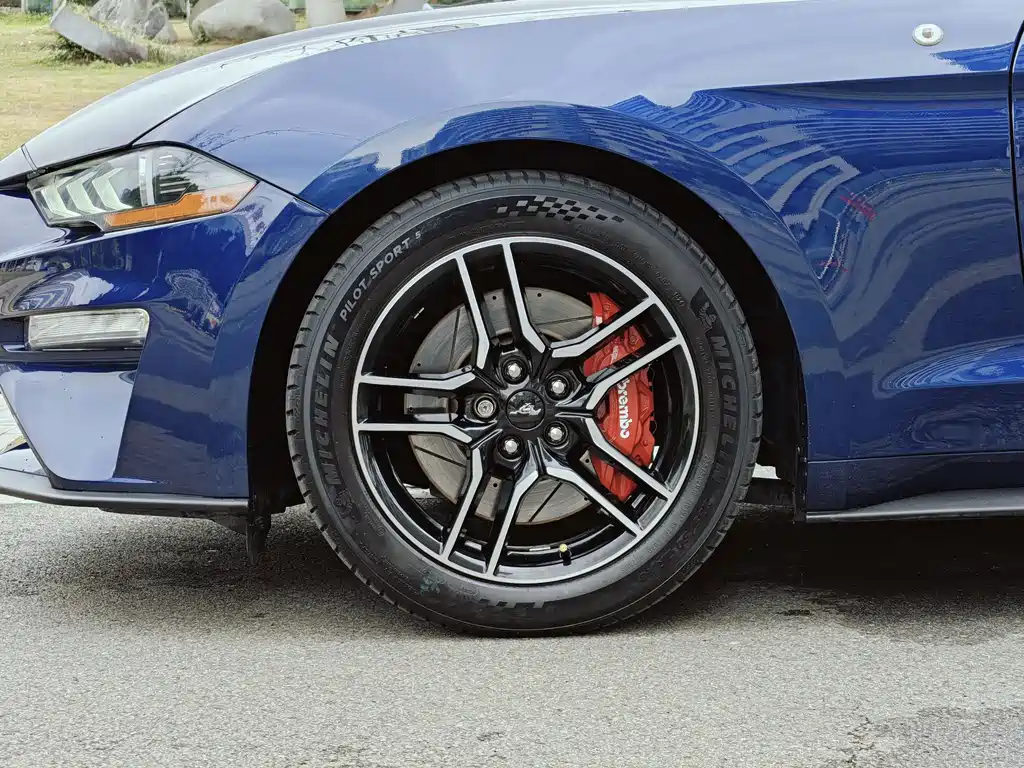 Ford Mustang 2.3T EcoBoost 2022 - thumbnail 7