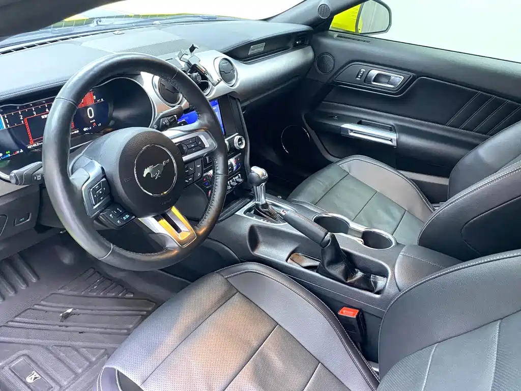 Ford Ford Mustang 2021 2.3L EcoBoost Mach 1 Heritage Edition 2022 - thumbnail 3