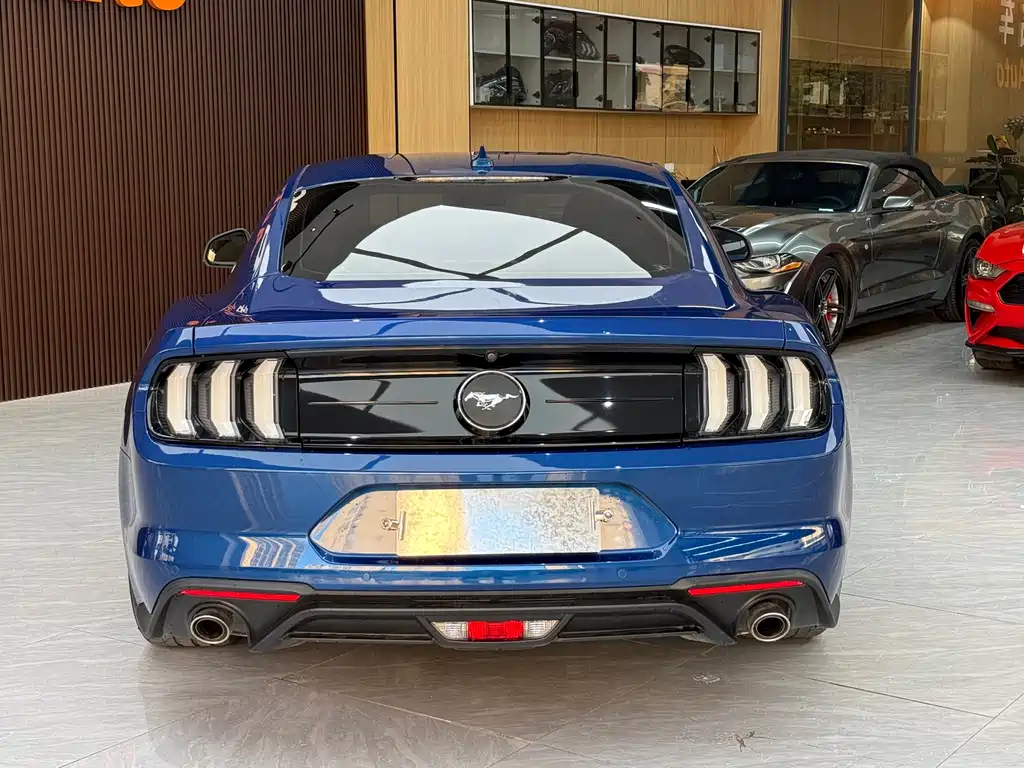 Ford Mustang 2.3T EcoBoost 2022 - thumbnail 27