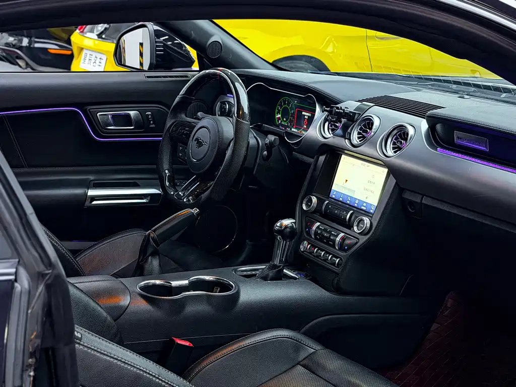 Ford Ford Mustang 2021 2.3T EcoBoost 2021 - thumbnail 4