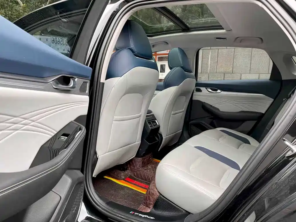 Geely Auto Geely Preface 2023 2.0TD Elite Trim 2022 - thumbnail 7