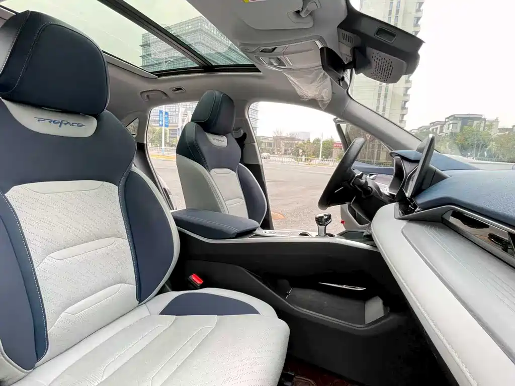 Geely Auto Geely Preface 2023 2.0TD Elite Trim 2022 - thumbnail 11