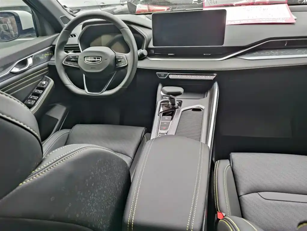 Geely Auto Geely Preface 2023 1.5TD Fuyao Edition 2023 - thumbnail 5
