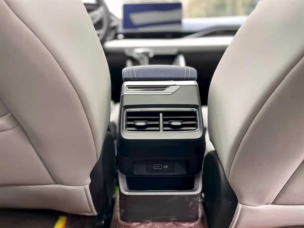 Geely Auto Geely Preface 2023 2.0TD Elite Trim 2022 - thumbnail 15
