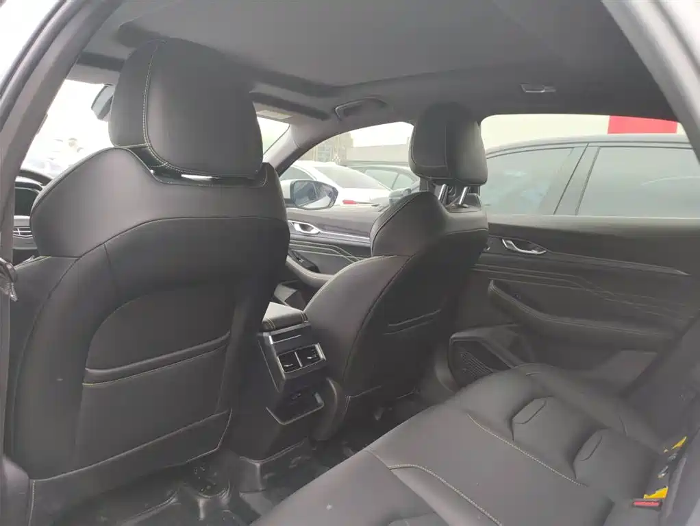 Geely Auto Geely Preface 2023 1.5TD Fuyao Edition 2023 - thumbnail 7