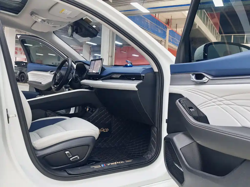 Geely Auto Geely Preface 2023 1.5TD Kunlun Edition 2023 - thumbnail 5
