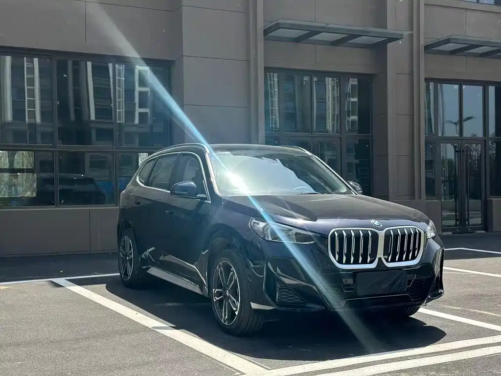 BMW X1 sDrive25Li M Sport 2026 - thumbnail 3