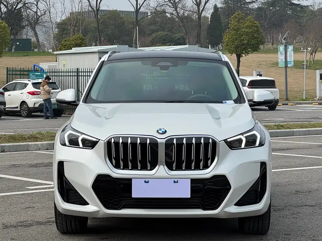 BMW BMW X1 2023 sDrive25Li M Sport Package 2023 - thumbnail 2