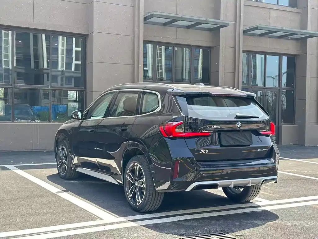 BMW X1 sDrive25Li M Sport 2026 - thumbnail 7