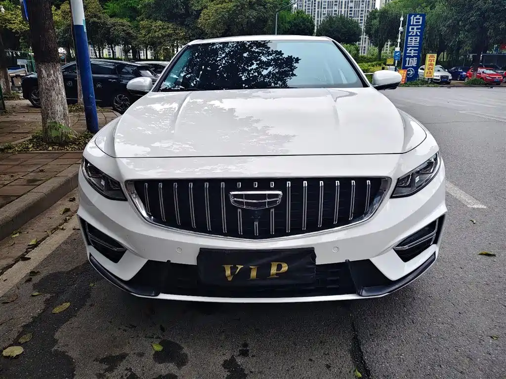Geely Auto Geely Preface 2023 2.0TD Luxury 2022 - thumbnail 2