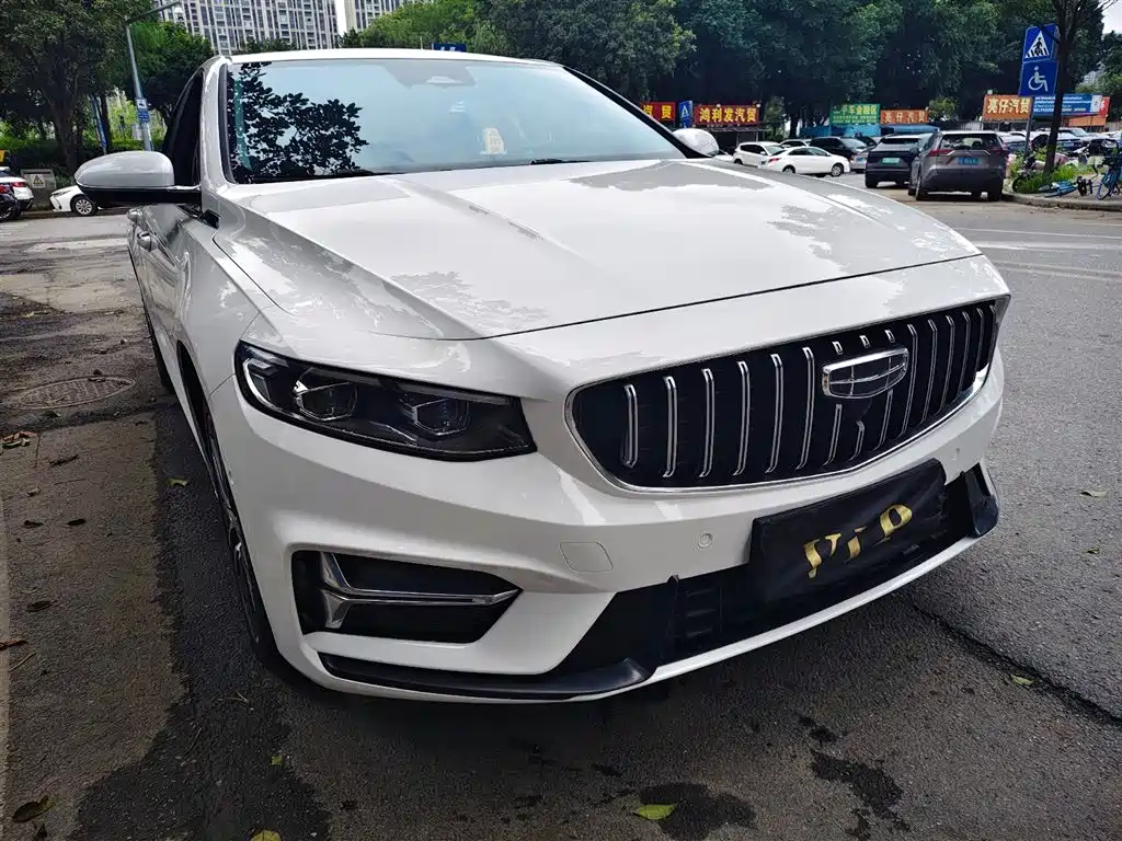 Geely Auto Geely Preface 2023 2.0TD Luxury 2022 - thumbnail 3