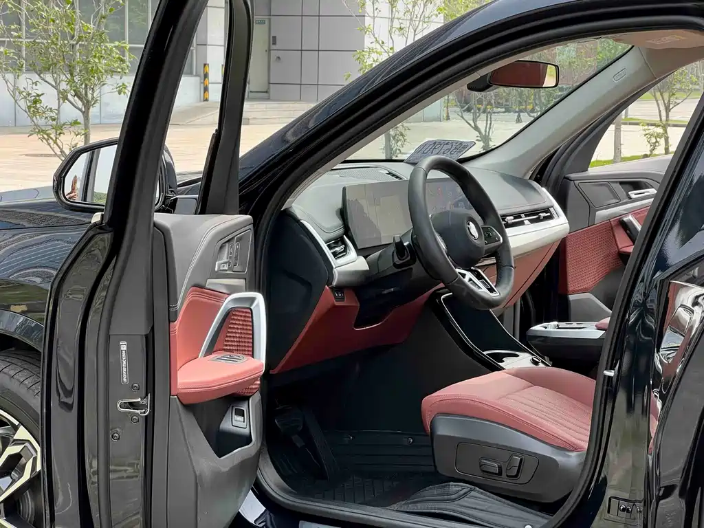 BMW BMW X1 sDrive25Li X Design Package 2026 - thumbnail 8
