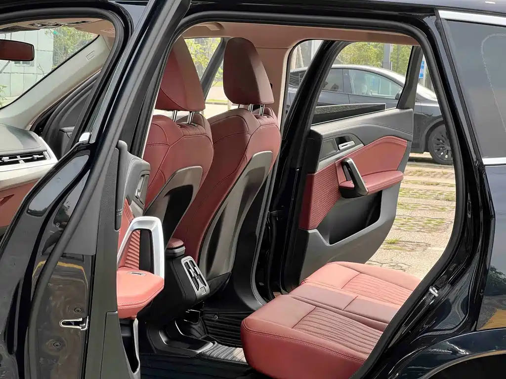 BMW BMW X1 sDrive25Li X Design Package 2026 - thumbnail 9