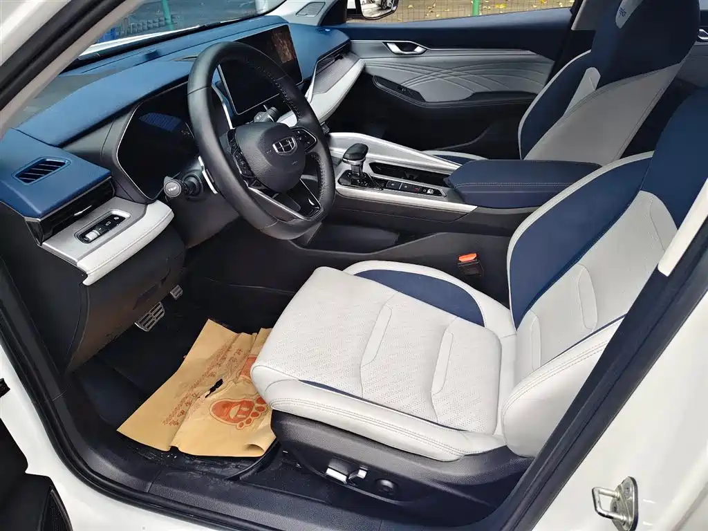 Geely Auto Geely Preface 2023 2.0TD Luxury 2022 - thumbnail 6