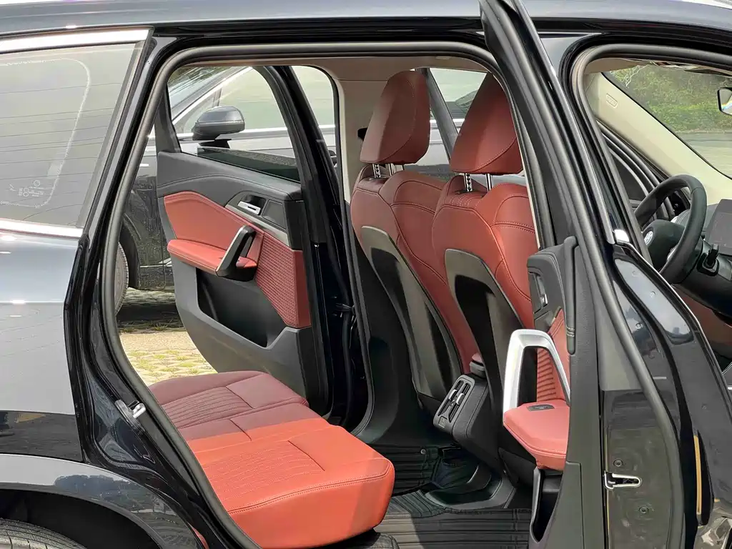 BMW BMW X1 sDrive25Li X Design Package 2026 - thumbnail 11