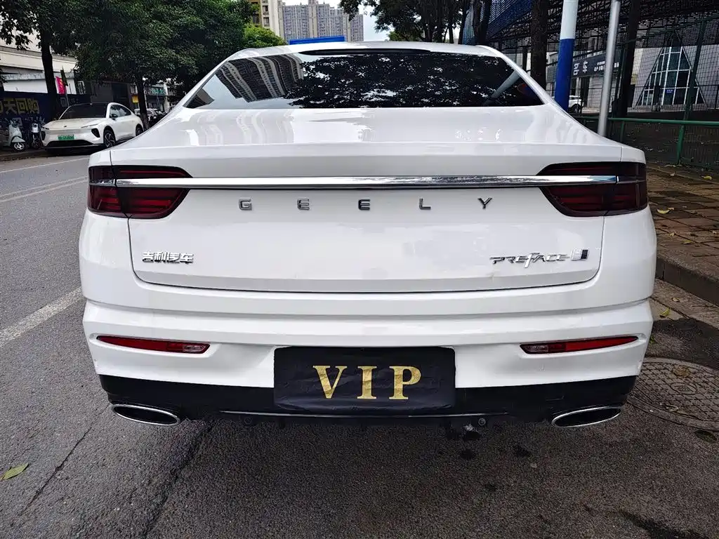 Geely Auto Geely Preface 2023 2.0TD Luxury 2022 - thumbnail 13