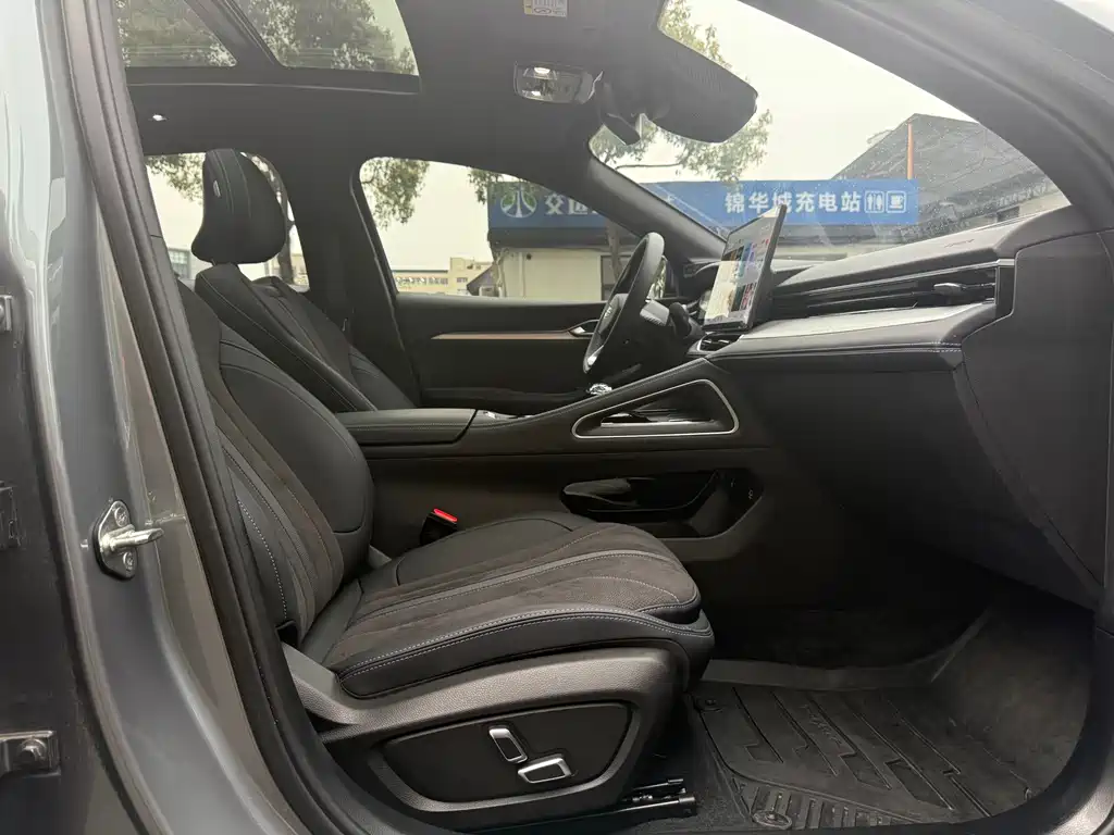Geely Auto Geely Preface 2026 Dongfang Yao 2.0TD Wangyue Edition 2025 - thumbnail 6