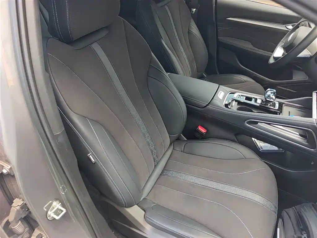 Geely Auto Geely Preface 2026 Dongfang Yao 2.0TD Wangyue Edition 2025 - thumbnail 25