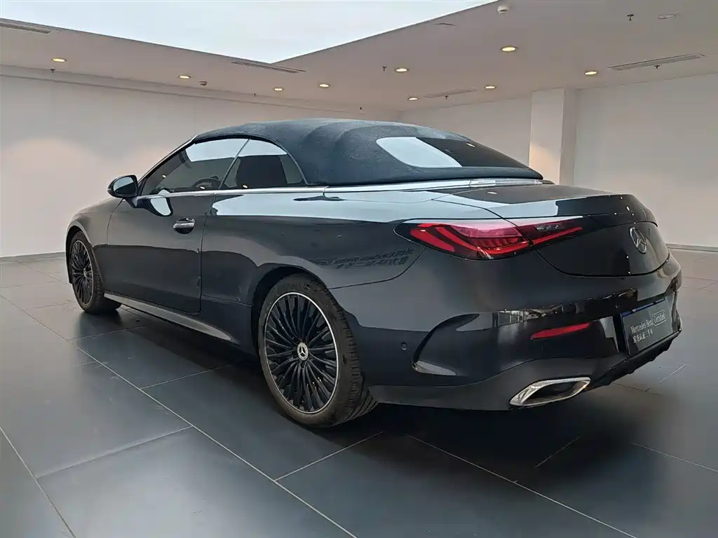 Mercedes-Benz Mercedes-Benz CLE 260 Cabriolet 2025 - thumbnail 6