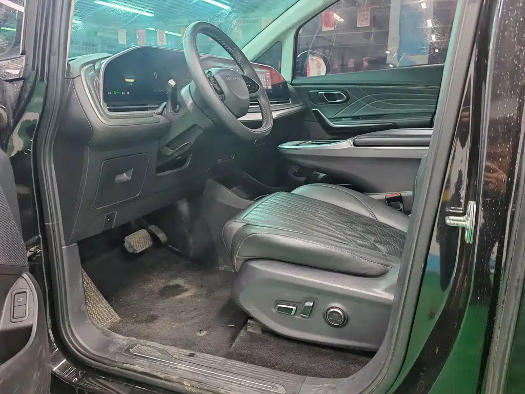 Maxus Maxus G90 2022 - thumbnail 4