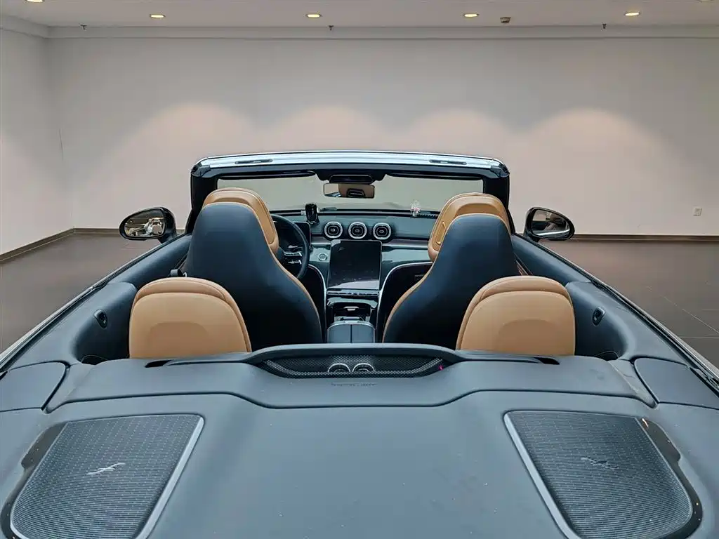 Mercedes-Benz Mercedes-Benz CLE 260 Cabriolet 2025 - thumbnail 14
