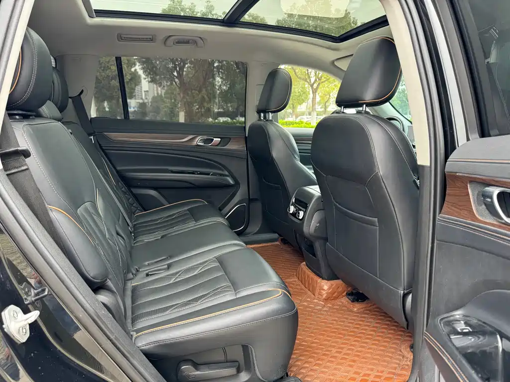 Ford Equator EcoBoost 225 Premium 7-Seater 2022 - thumbnail 8