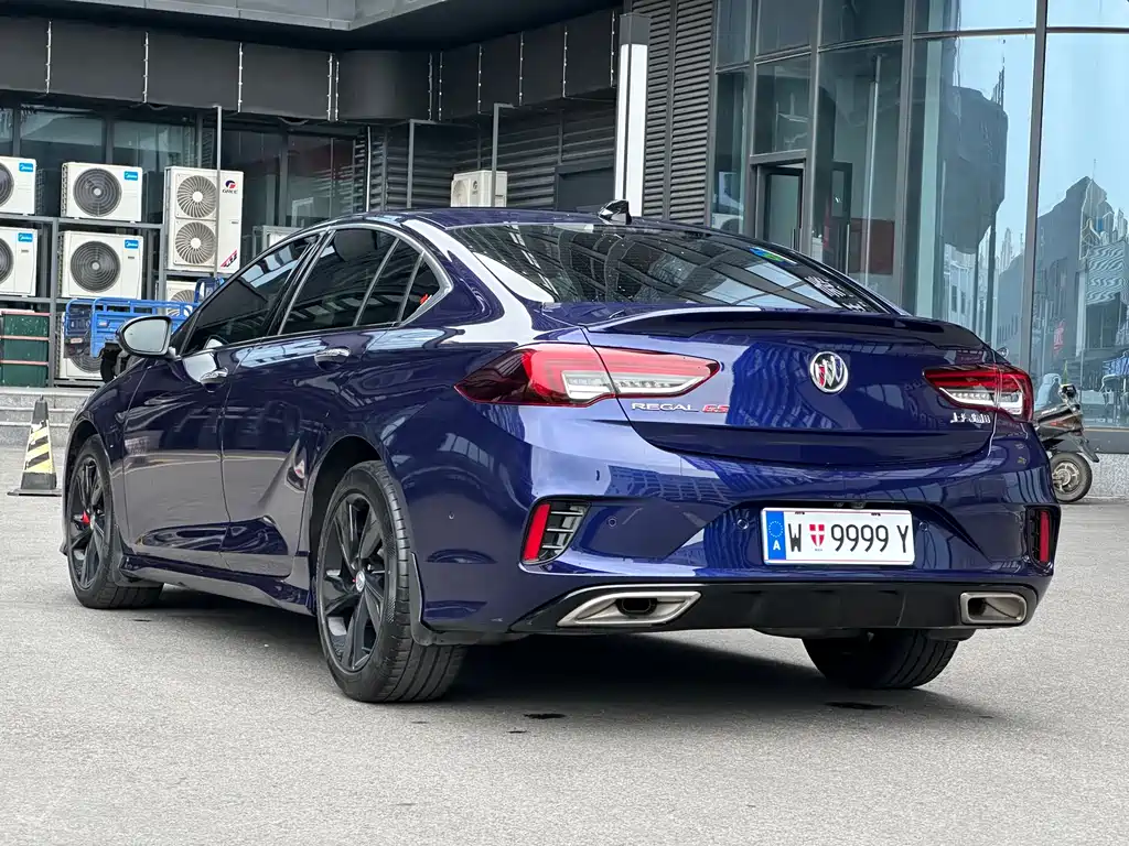 Buick Buick Regal GS 2022 - thumbnail 5